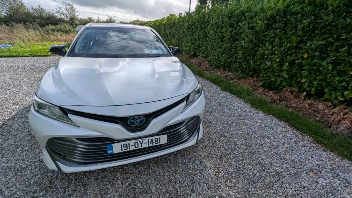 Toyota Camry Hybrid - Image 1
