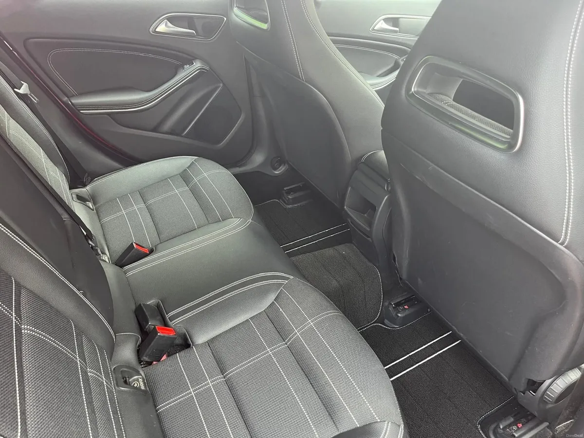 Mercedes-Benz A-Class 2015 - Image 5