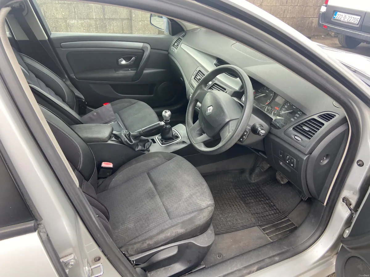 Renault Laguna 2009 new nct 8/27 - Image 4