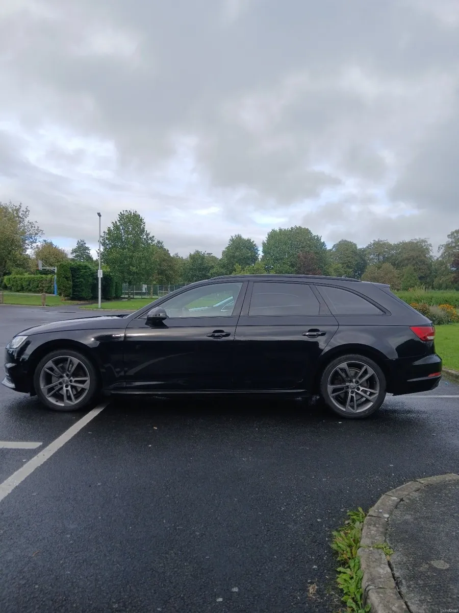 Audi A4 Avant S line Black Edition 2017 Automatic - Image 4