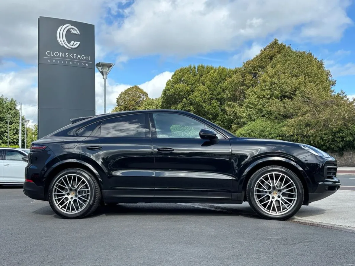 Porsche Cayenne V6 E-hybrid Platinum Edition - Image 2