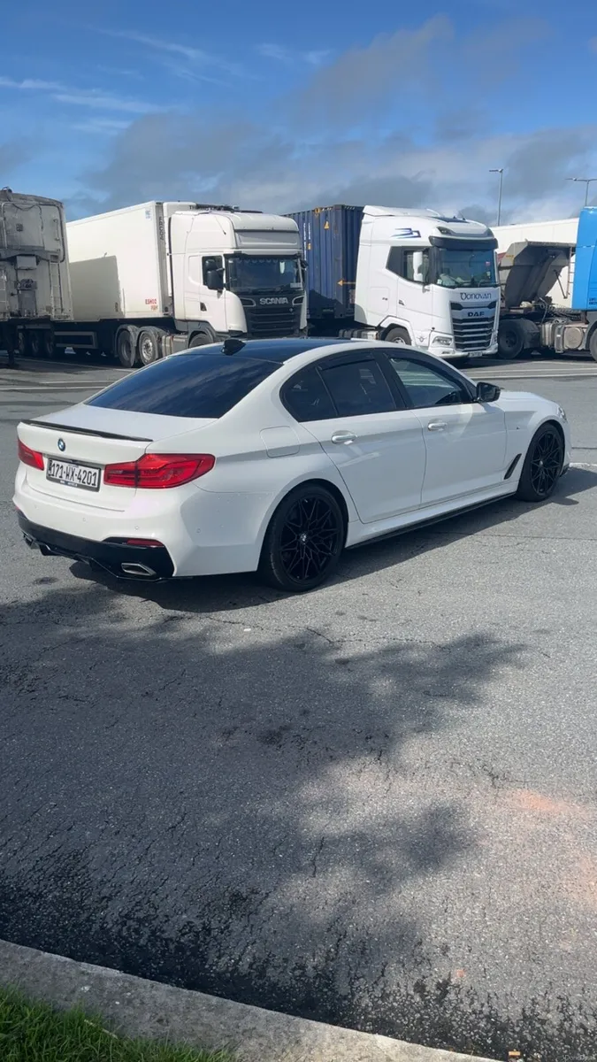 BMW 5-Series 2017 - Image 5