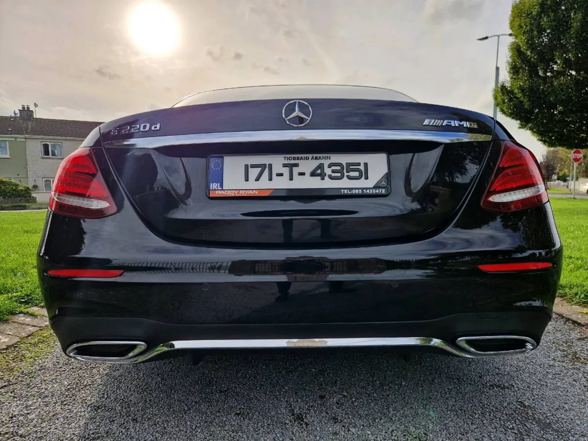 171 Mercedes E220 Amg line Auto - Image 4