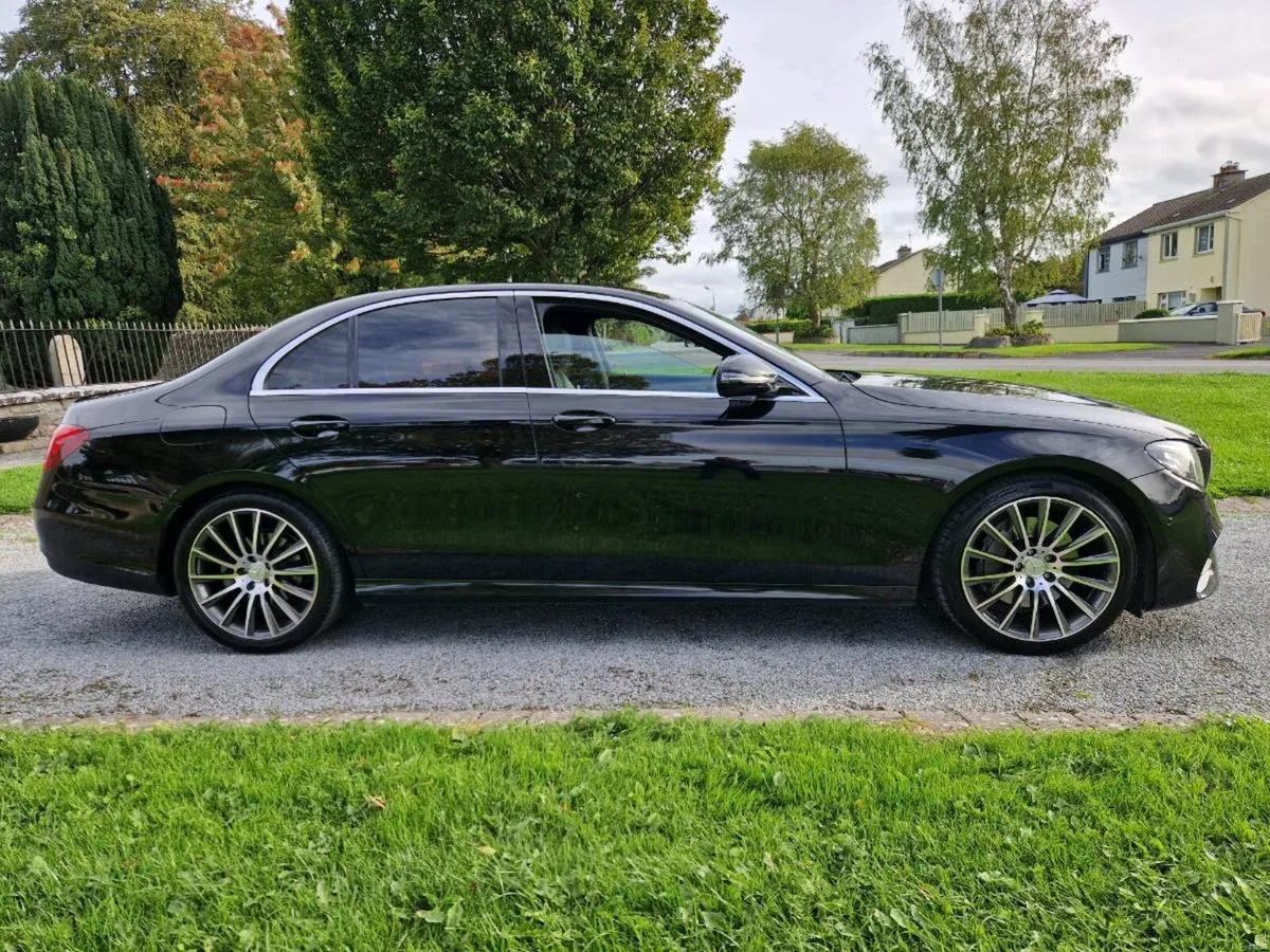 171 Mercedes E220 Amg line Auto - Image 2