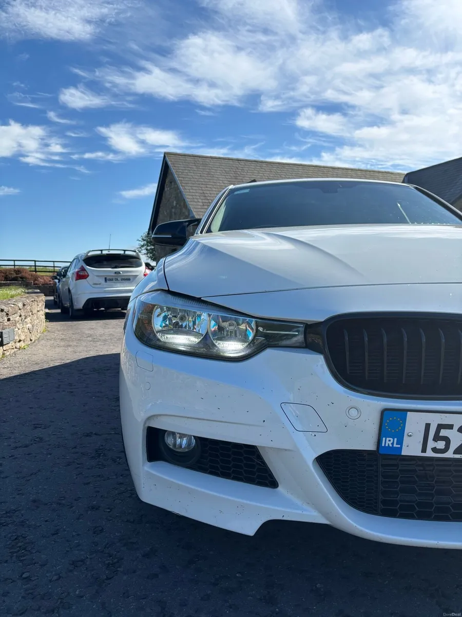 2015 BMW 318D F30 M-Performance - Image 5