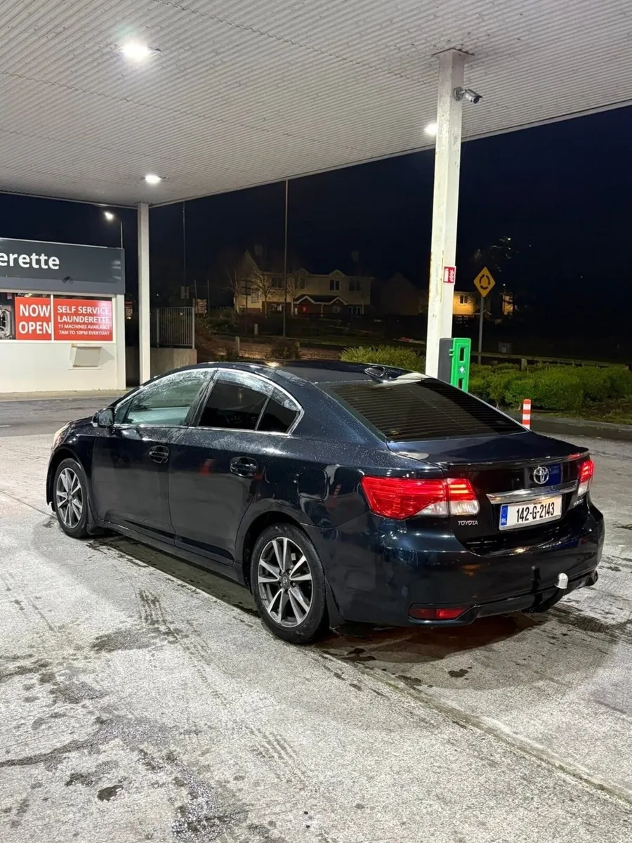 Toyota Avensis 2014 - Image 4
