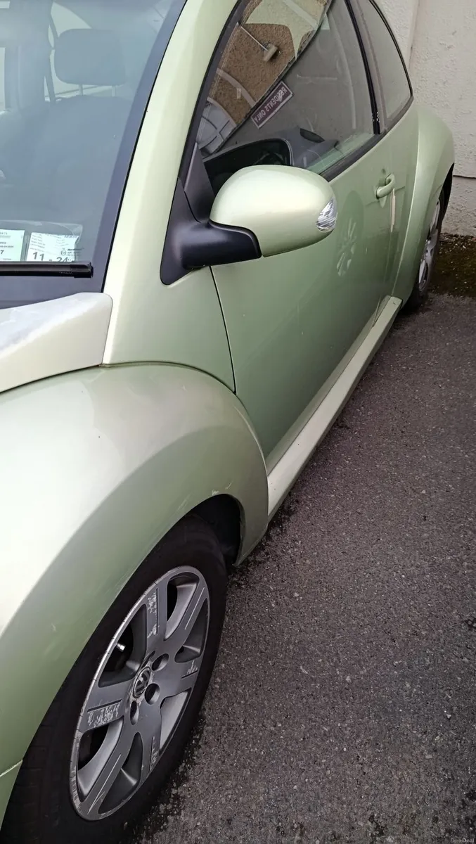 Volkswagen Beetle 2007 - Image 6