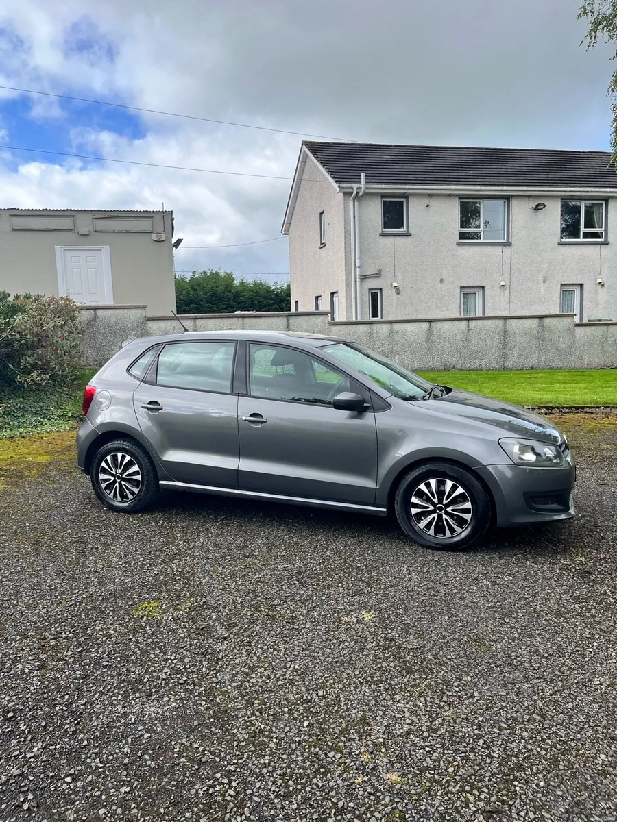 2011 Polo - Image 2