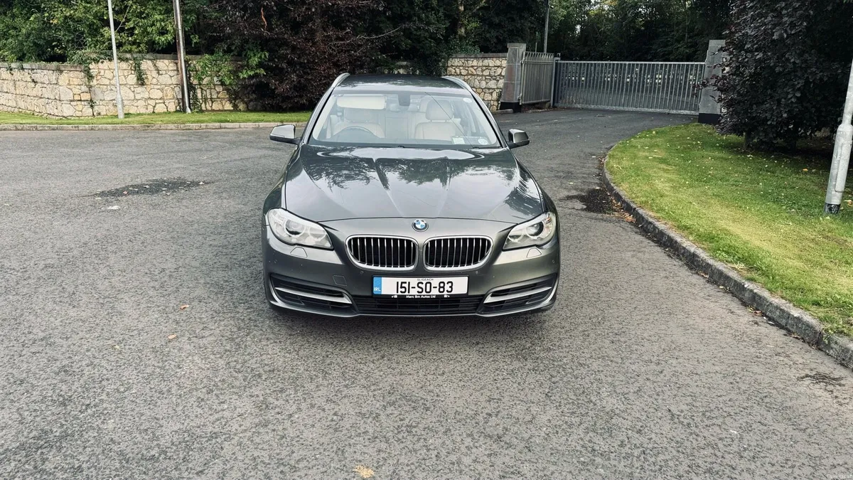 Bmw 520d Touring F11 2015 - Image 1
