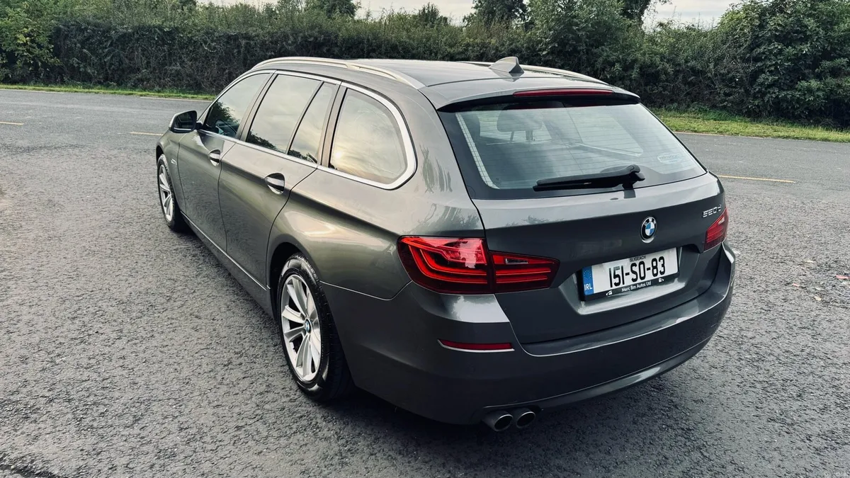 Bmw 520d Touring F11 2015 - Image 3