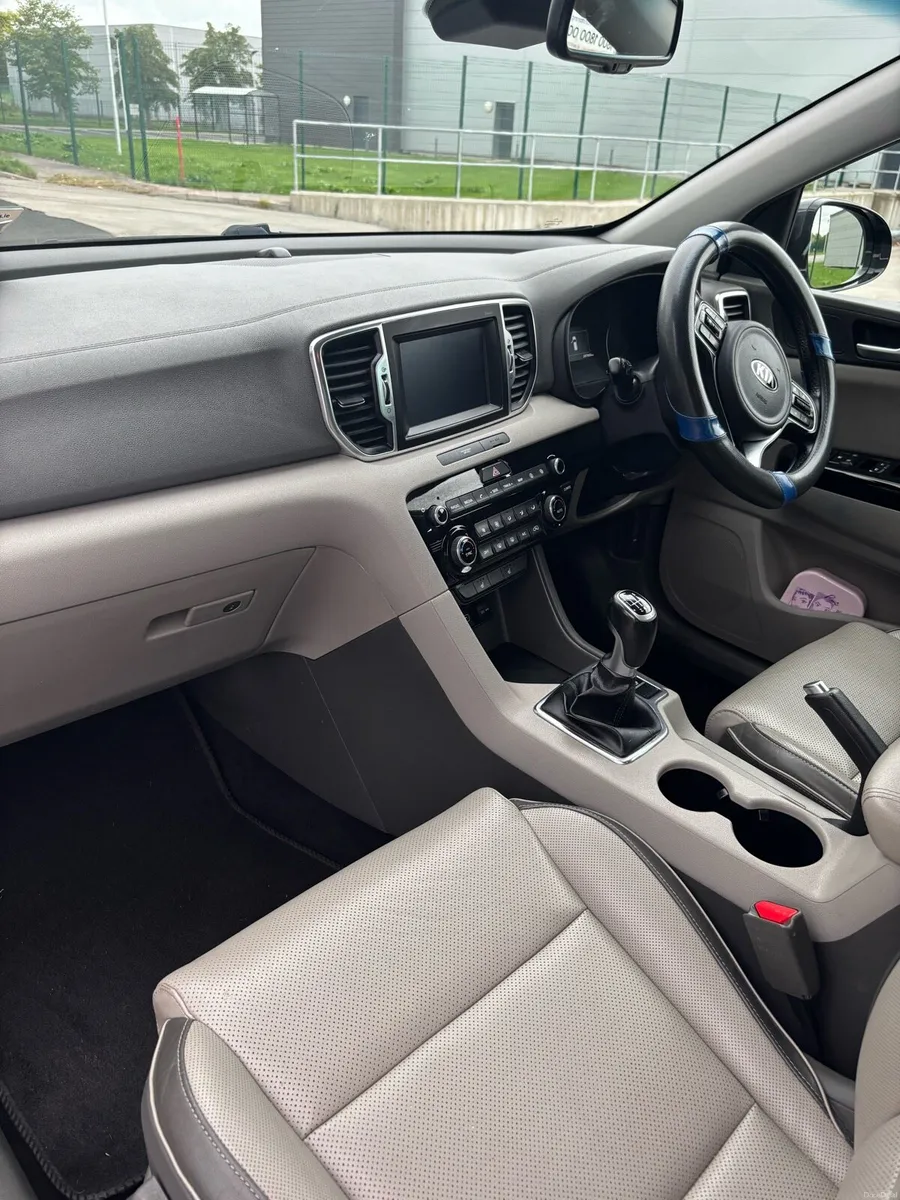 2018 Kia sportage 1.7 diesel - Image 6