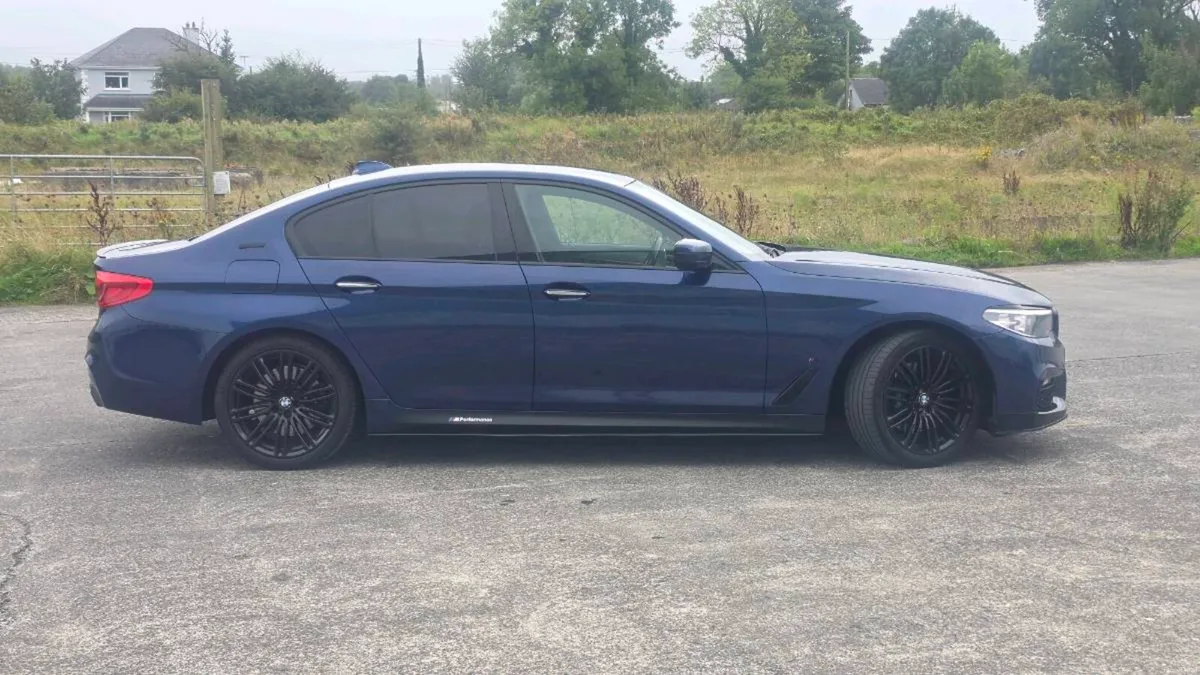 Bmw 530e M-sport - Image 2
