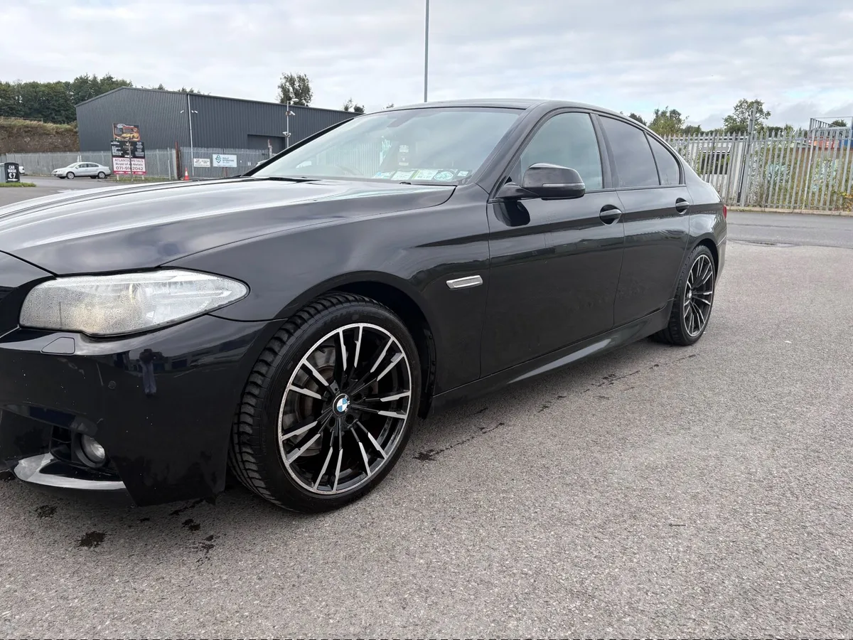 BMW 5-Series 2014 - Image 2