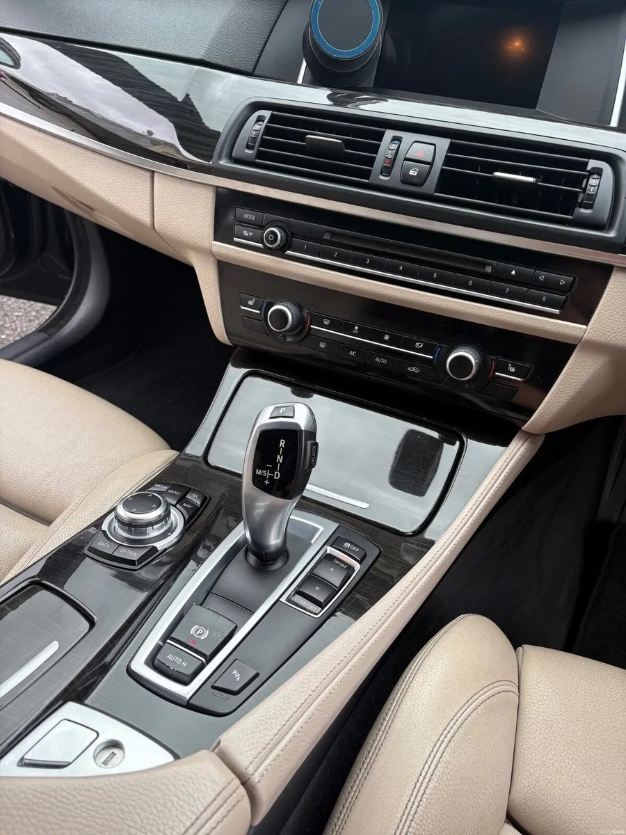 BMW 5-Series 2014 - Image 4