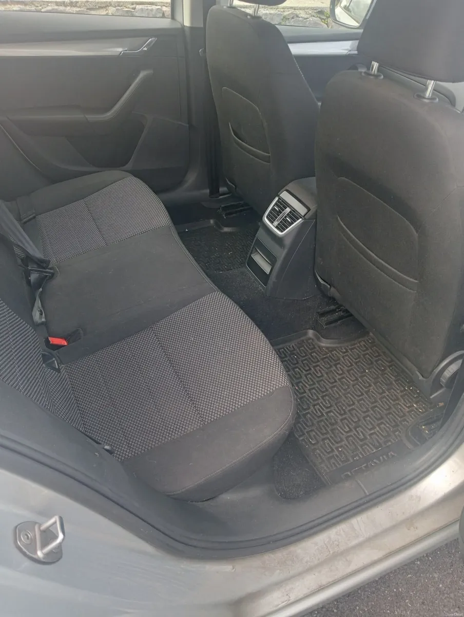 Skoda Octavia 2017 - Image 6