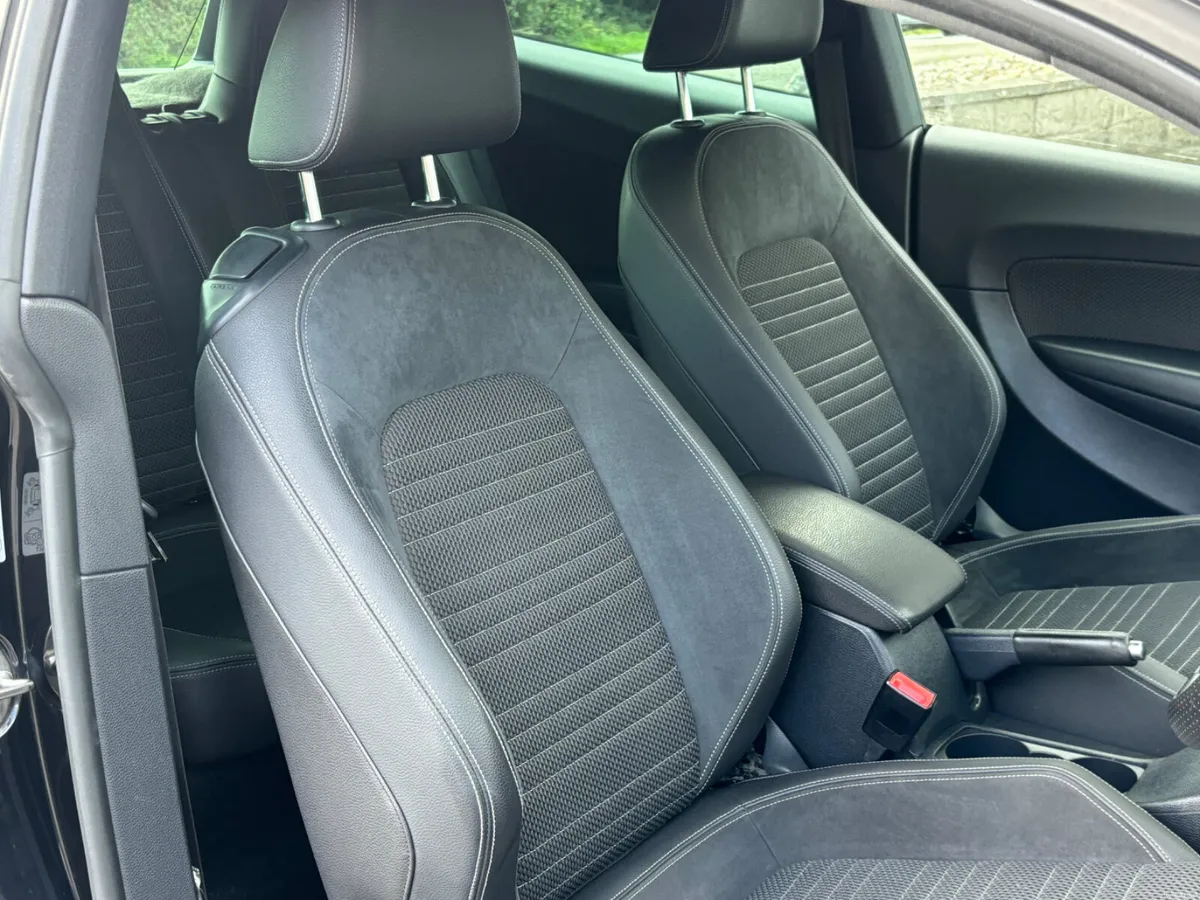 Volkswagen Scirocco 1.4 TSI SPORT 2014 - Image 6