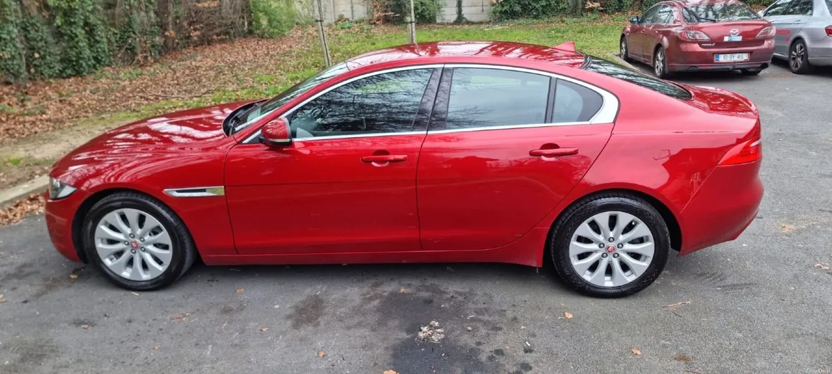 Jaguar XE 2016 - Image 4