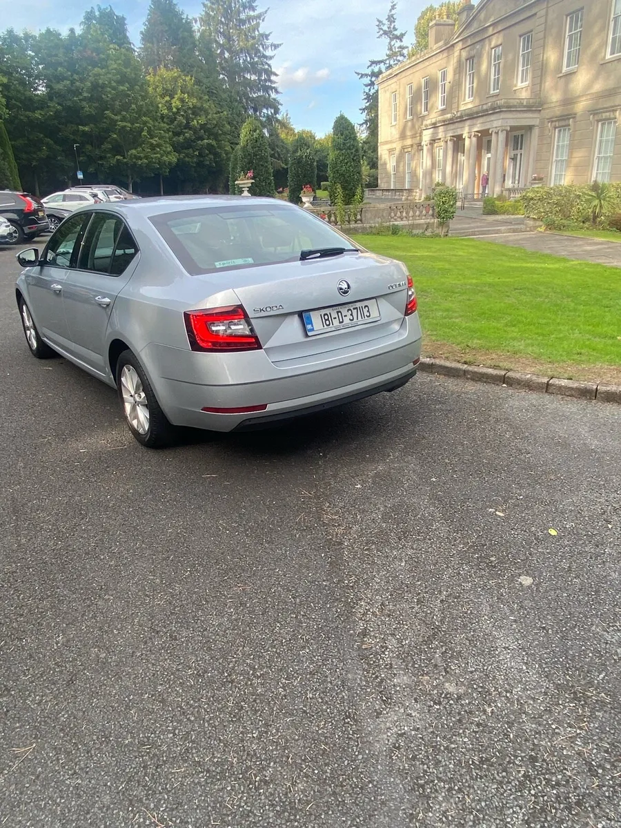 2018 SKODA OCTAVIA AMBITION DSG AUTO 82000Klms - Image 4
