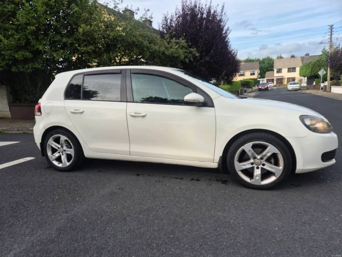 2011 Volkswwgen Golf €2450 - Image 1