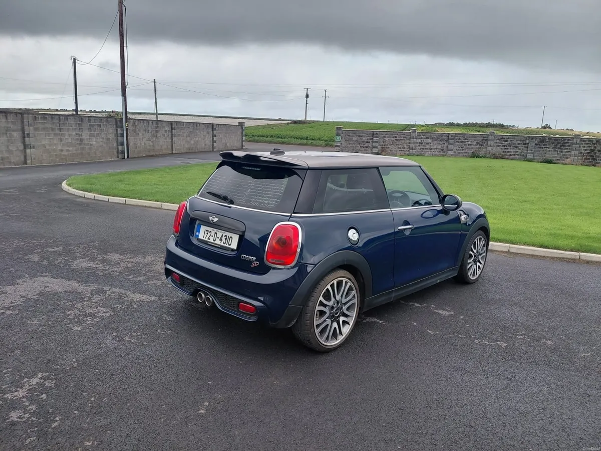 172 Mini Cooper SD (Seven Edition) - Image 4