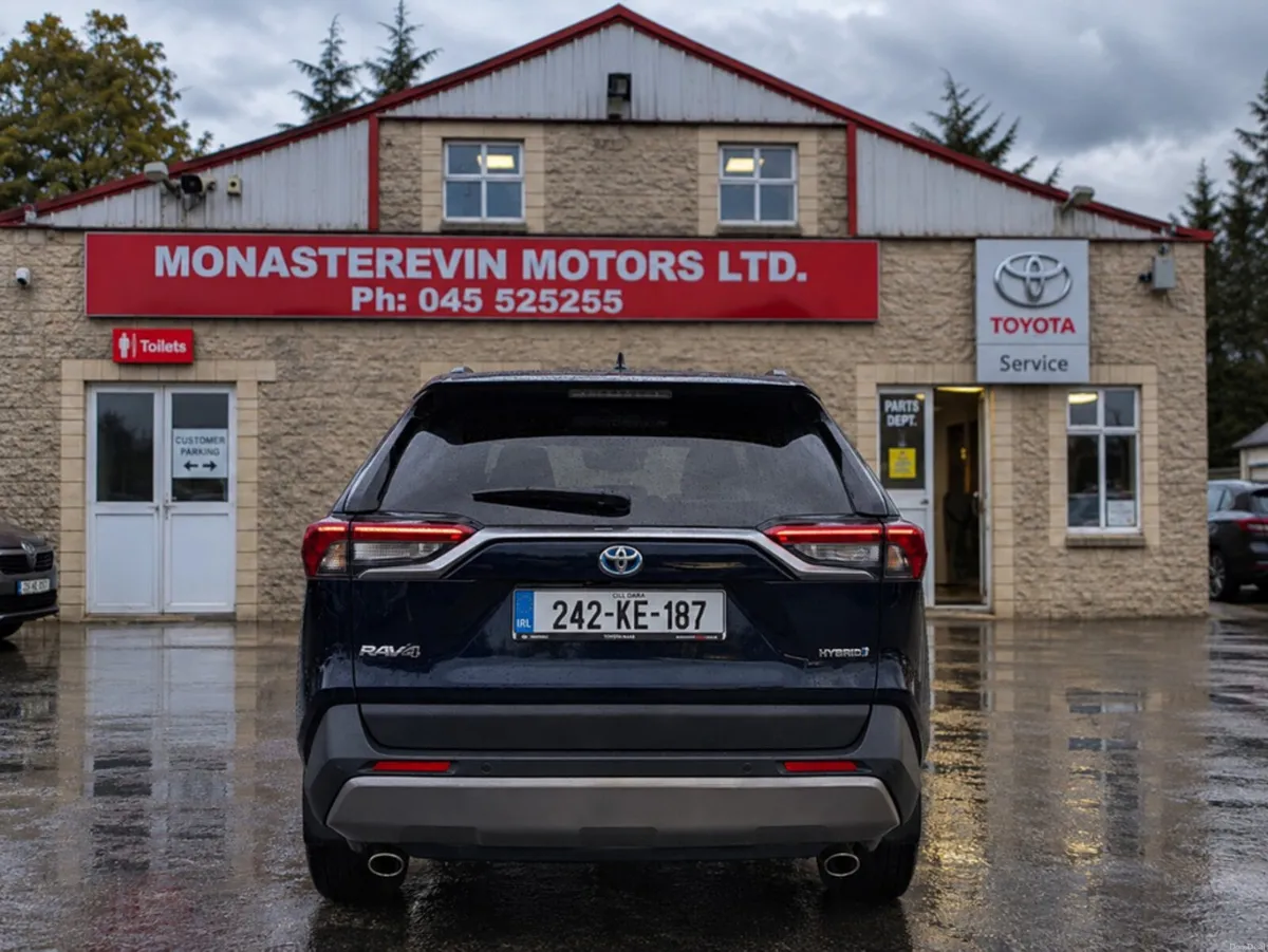 Toyota RAV4 *ORIGINAL IRISH CAR*   HYBRID PLATINUM - Image 4