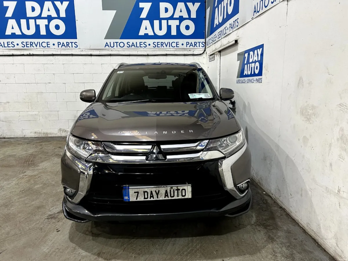 Mitsubishi Outlander 7 SEATER 4WD HIGH SPEC - Image 2