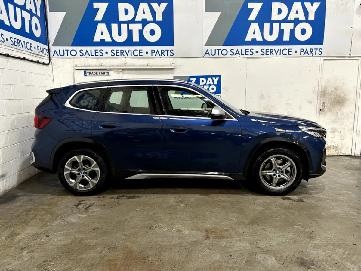BMW X1 XDRIVE30E X15X 4DR AUTO - Image 3