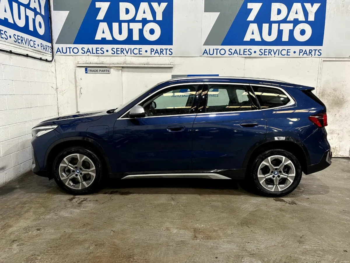 BMW X1 XDRIVE30E X15X 4DR AUTO - Image 4