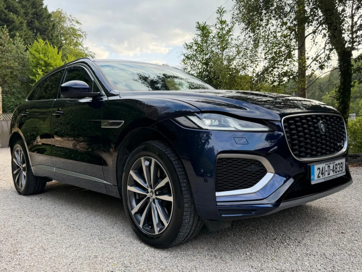 Jaguar F-Pace R DYNAMIC SE P400 *Panoramic Glass R - Image 1