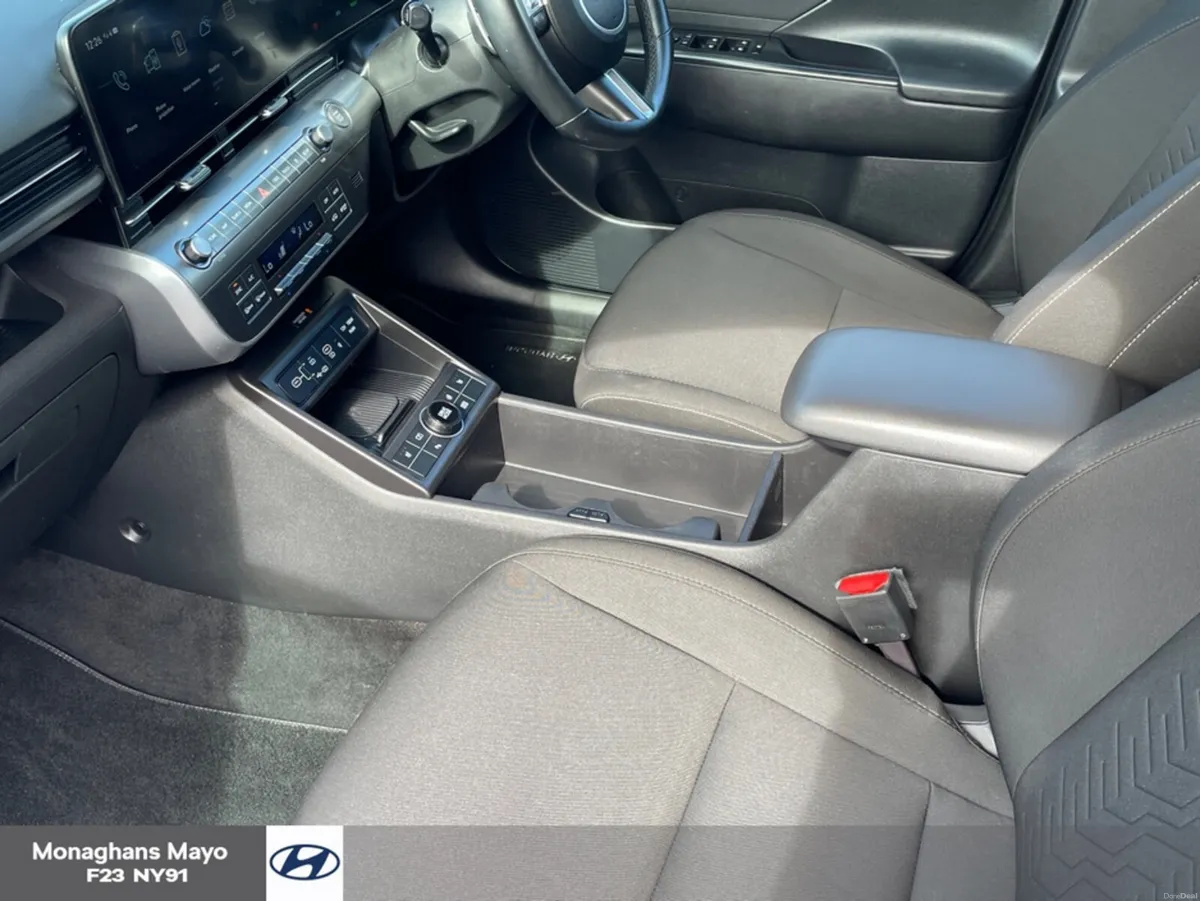 Hyundai KONA 1.6 PETROL HYBRID HEV ELEGANCE 5DR AU - Image 4