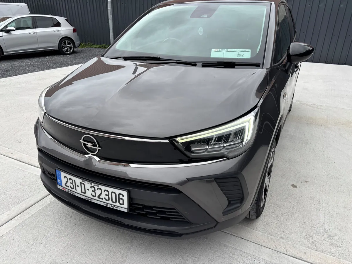 2023 Opel Crossland SC 1.5 Turbo D (110 PS)6 Speed - Image 3