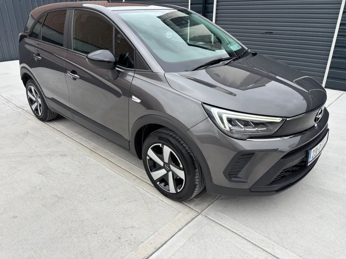 2023 Opel Crossland SC 1.5 Turbo D (110 PS)6 Speed - Image 5