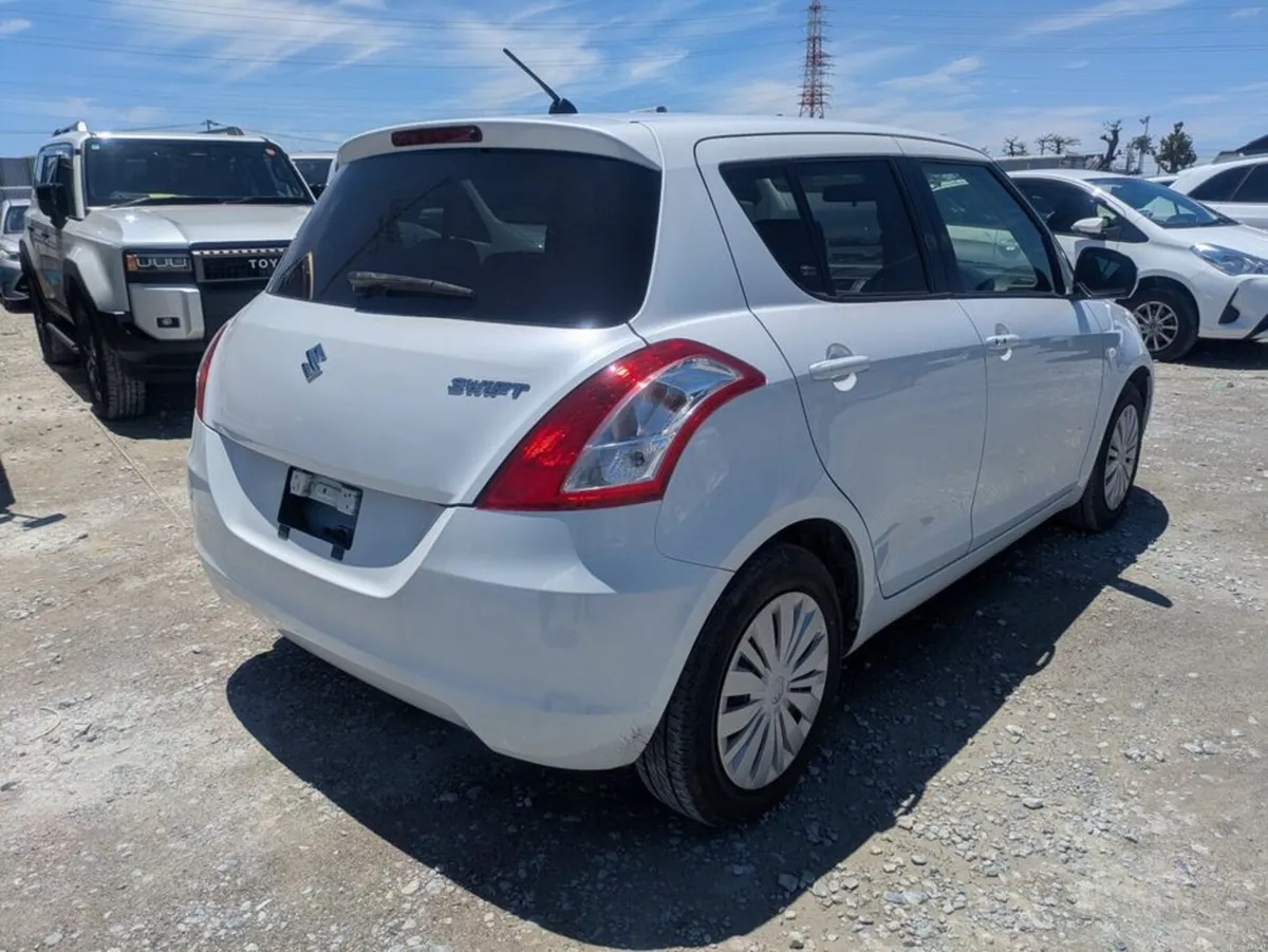 Suzuki Swift XG - Image 3