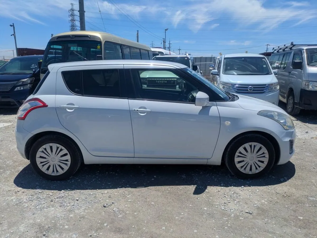 Suzuki Swift XG - Image 5