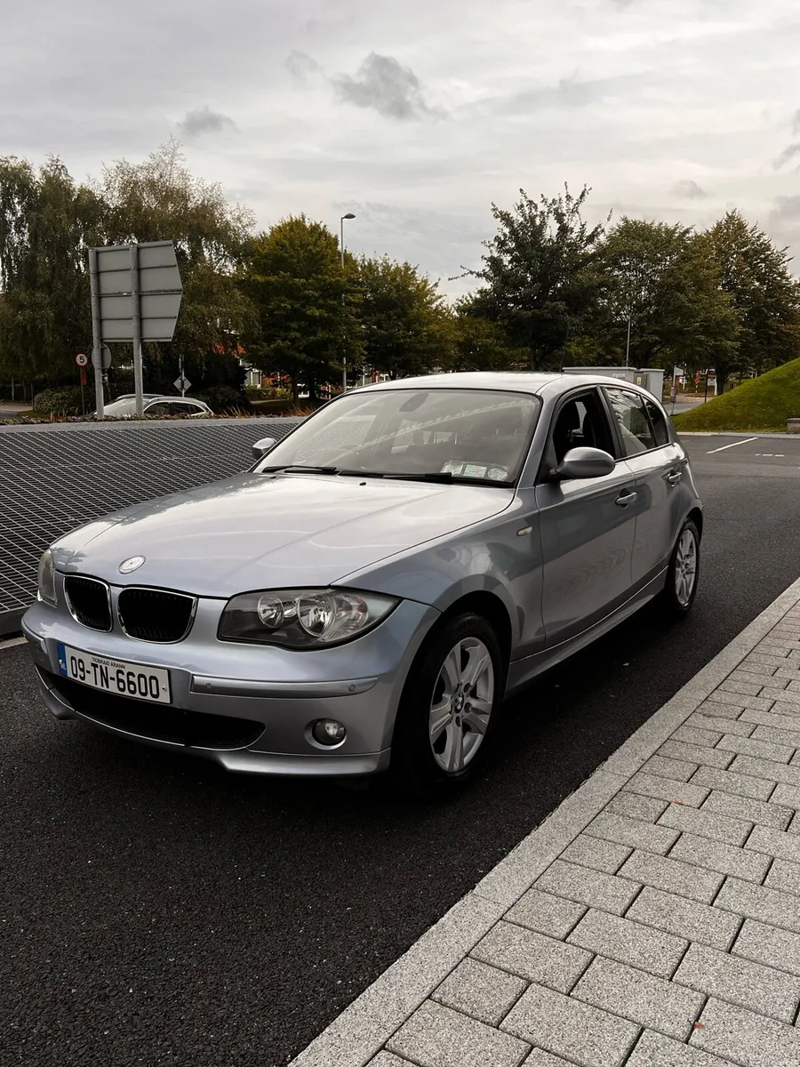 BMW 116i(AUTO)(New NCT)(Low KMS) - Image 2