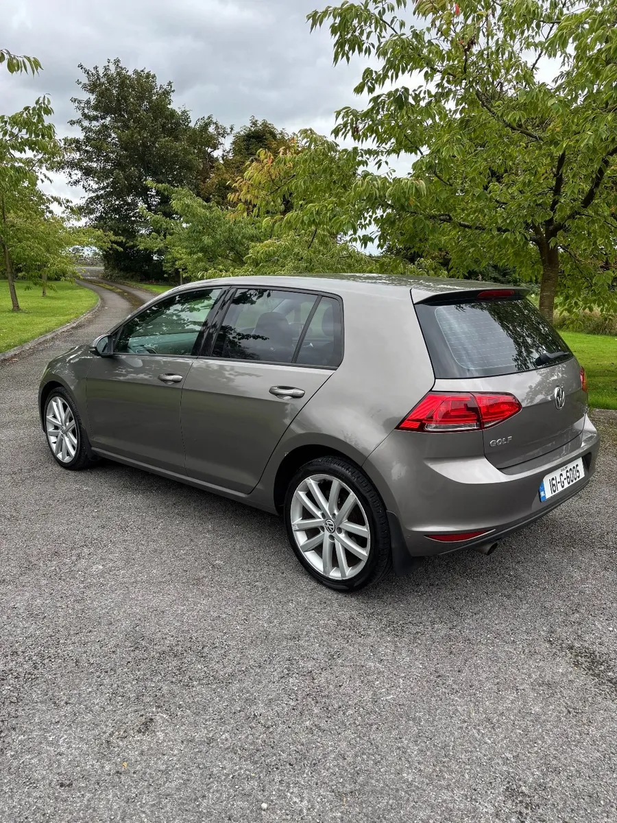 Volkswagen Golf 1.6D TDI 2016 - Image 5
