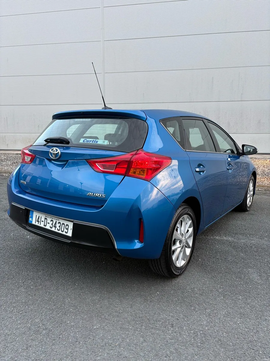 Toyota Auris 2014 - Image 5