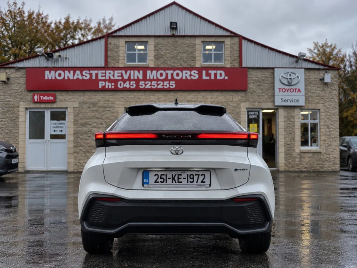 Toyota C-HR *ORIGINAL IRISH CAR*  PHEV SOL - Image 4