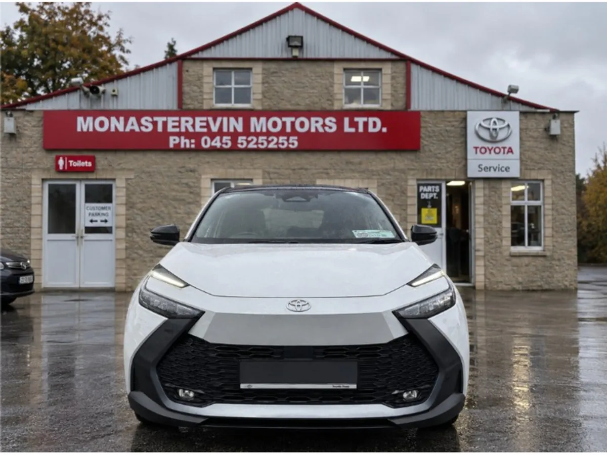 Toyota C-HR *ORIGINAL IRISH CAR*  PHEV SPORT - Image 5
