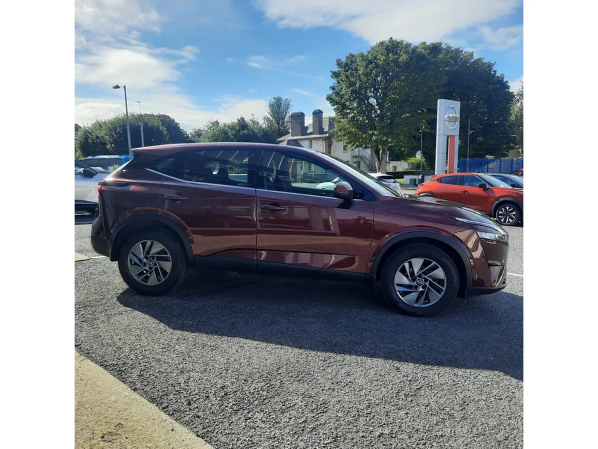 Nissan Qashqai QQ 1.3 HYB SV MY2.75 4DR - Image 4