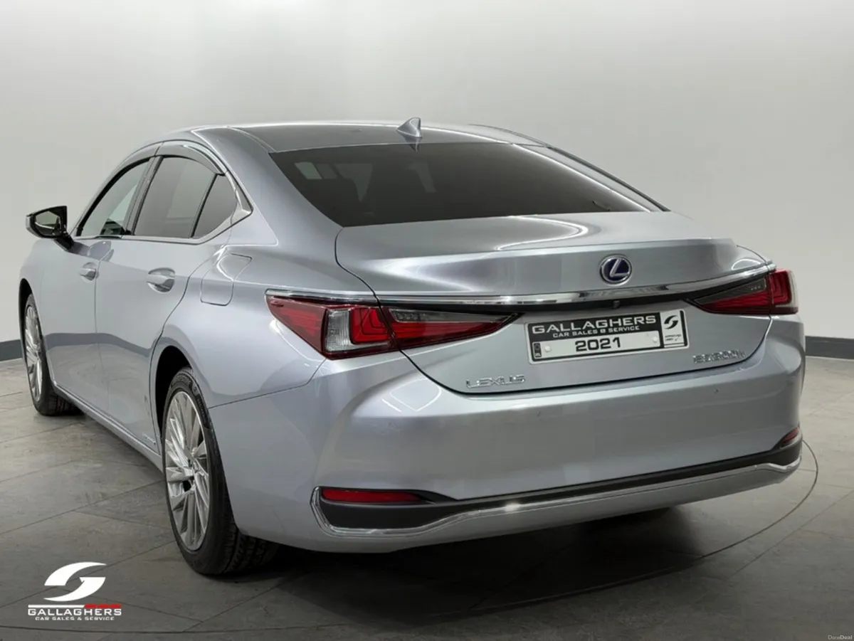 Lexus ES (212) ES300H 2.5 LUXURY HYBRID AUTO MASSI - Image 6