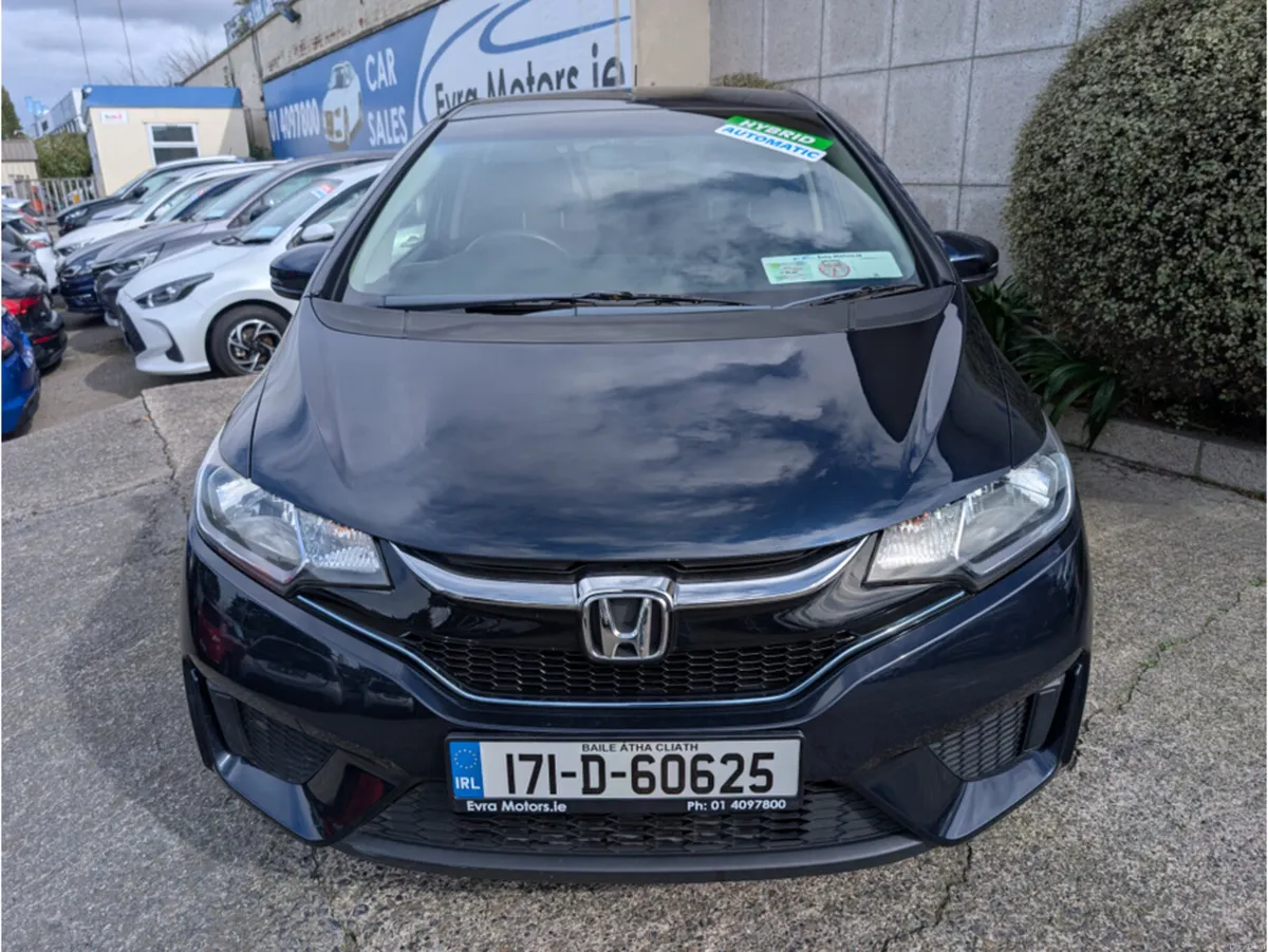Honda Fit HYBRID AUTOMATIC 1.5 PETROL - Image 2