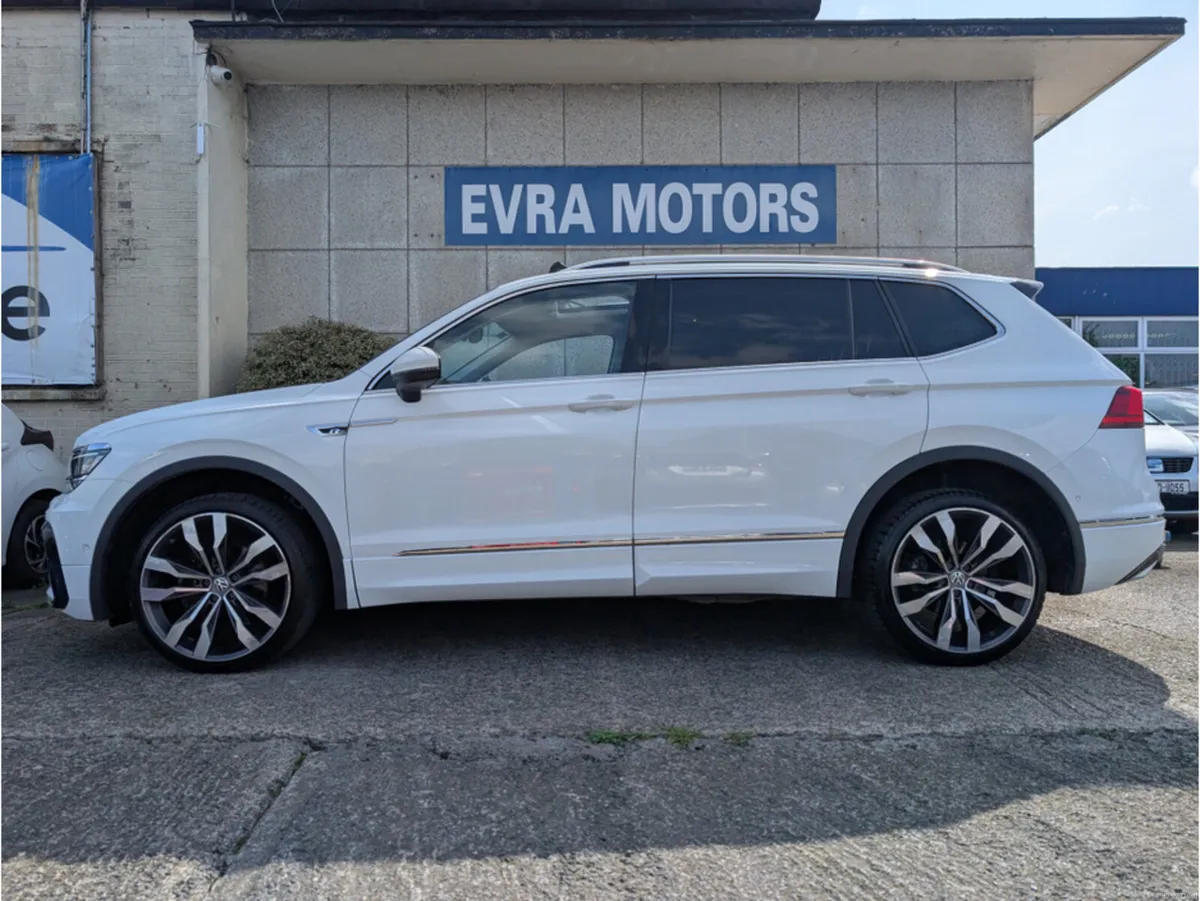 Volkswagen Tiguan 7 SEATER R-LINE MANUAL 2.0 DIESE - Image 5