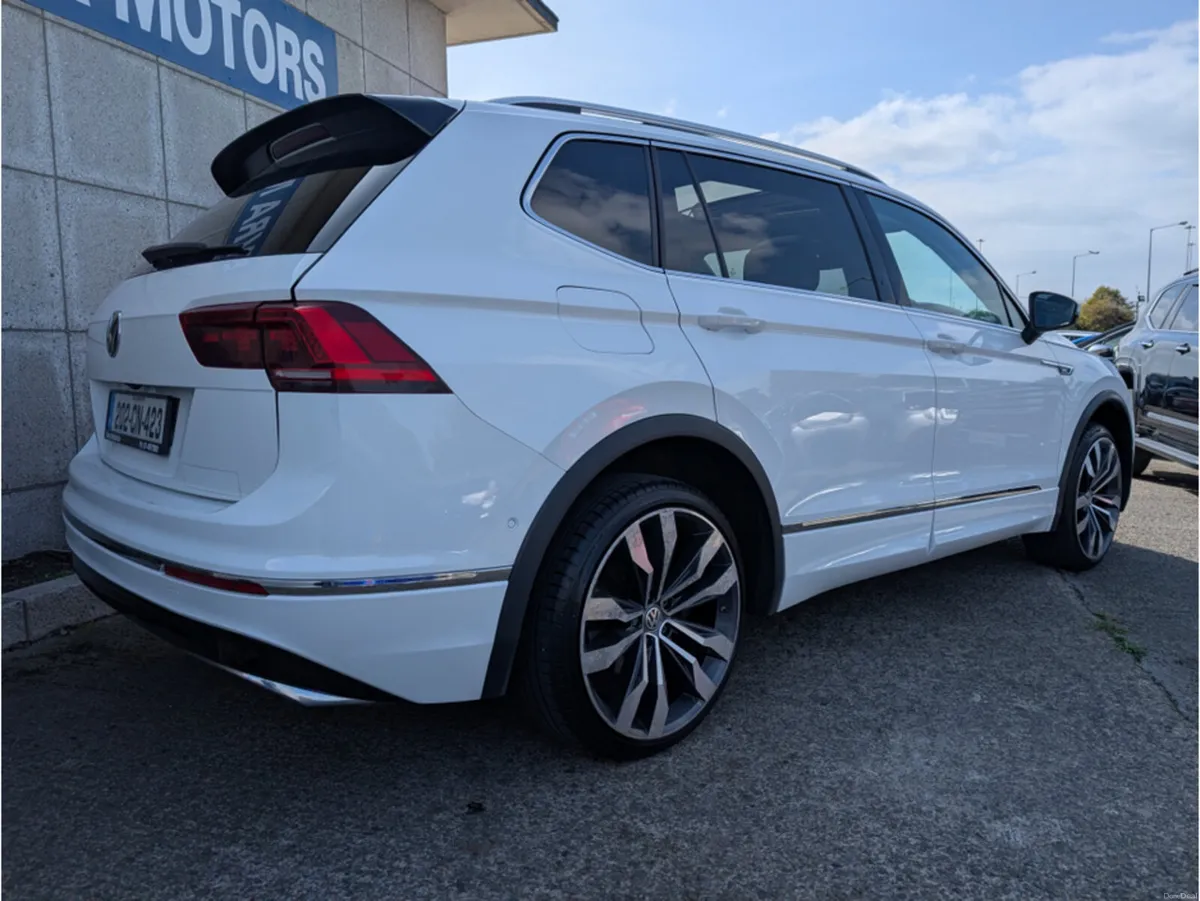 Volkswagen Tiguan 7 SEATER R-LINE MANUAL 2.0 DIESE - Image 6