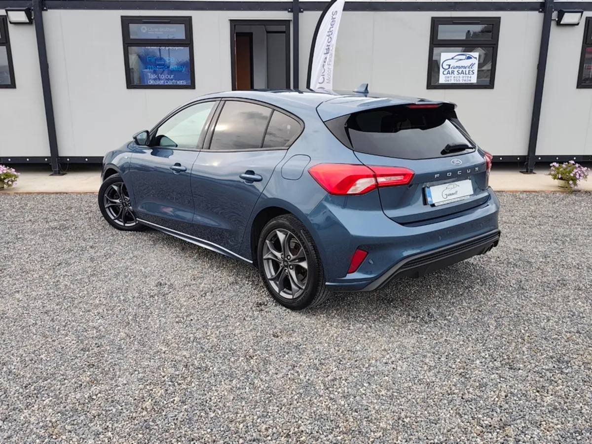 Ford Focus ST-LINE TDCI - Image 4