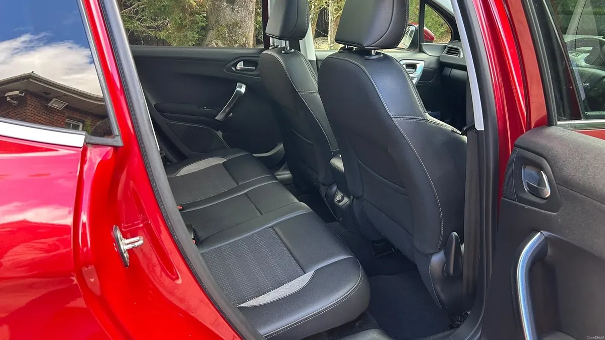 Peugeot 2008  NCT 12/27 and tax 07/27 only €8250 - Image 4