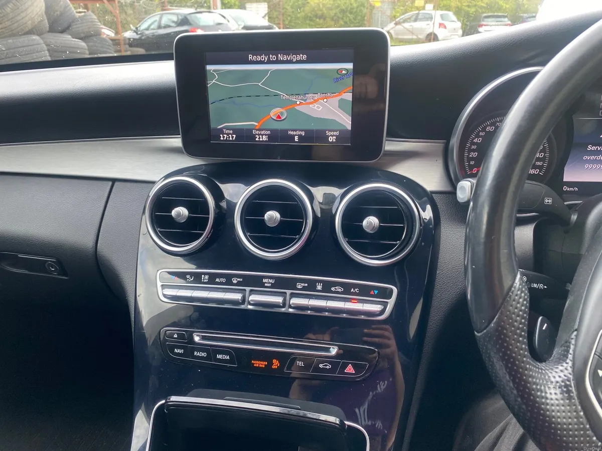 Mercedes-Benz C 350 e 2016 2.0 hybrid plug in - Image 3