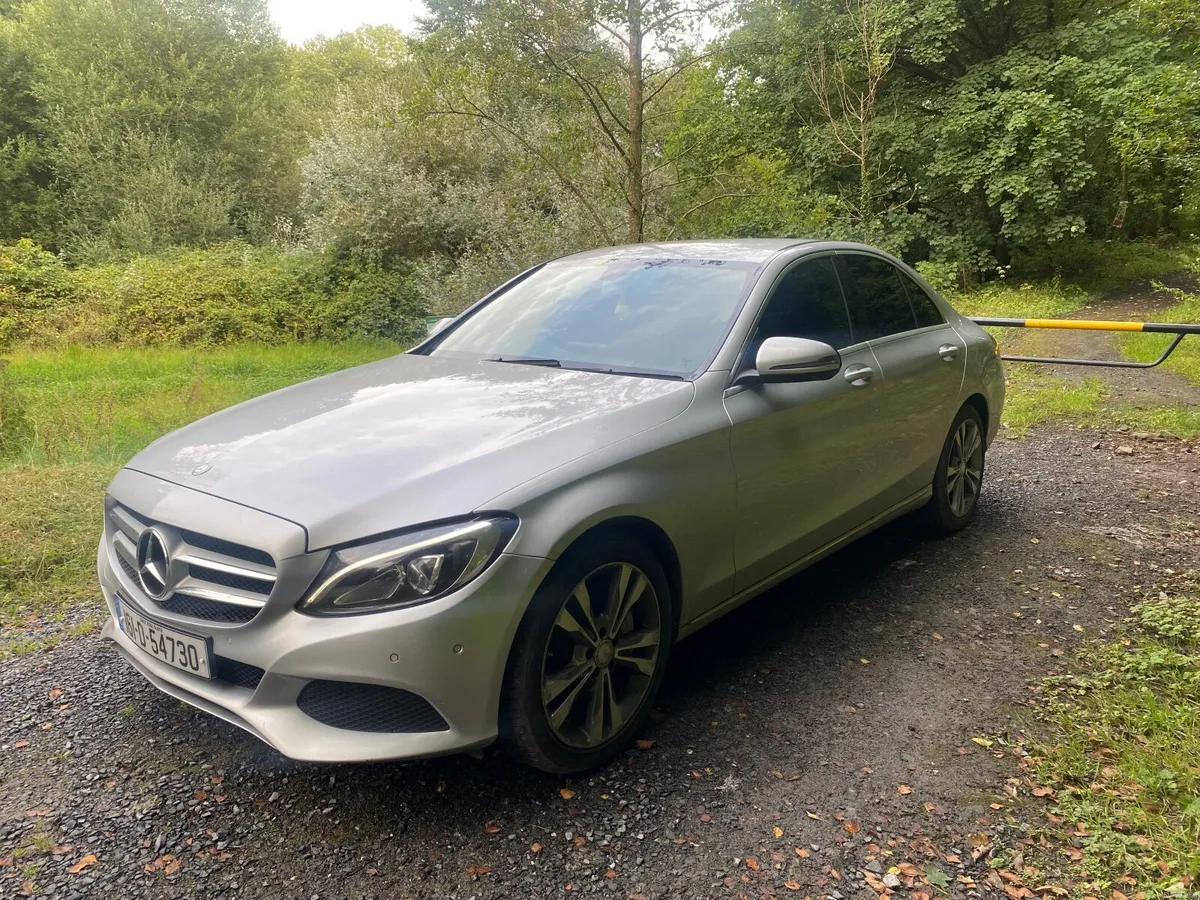 Mercedes-Benz C 350 e 2016 2.0 hybrid plug in - Image 1