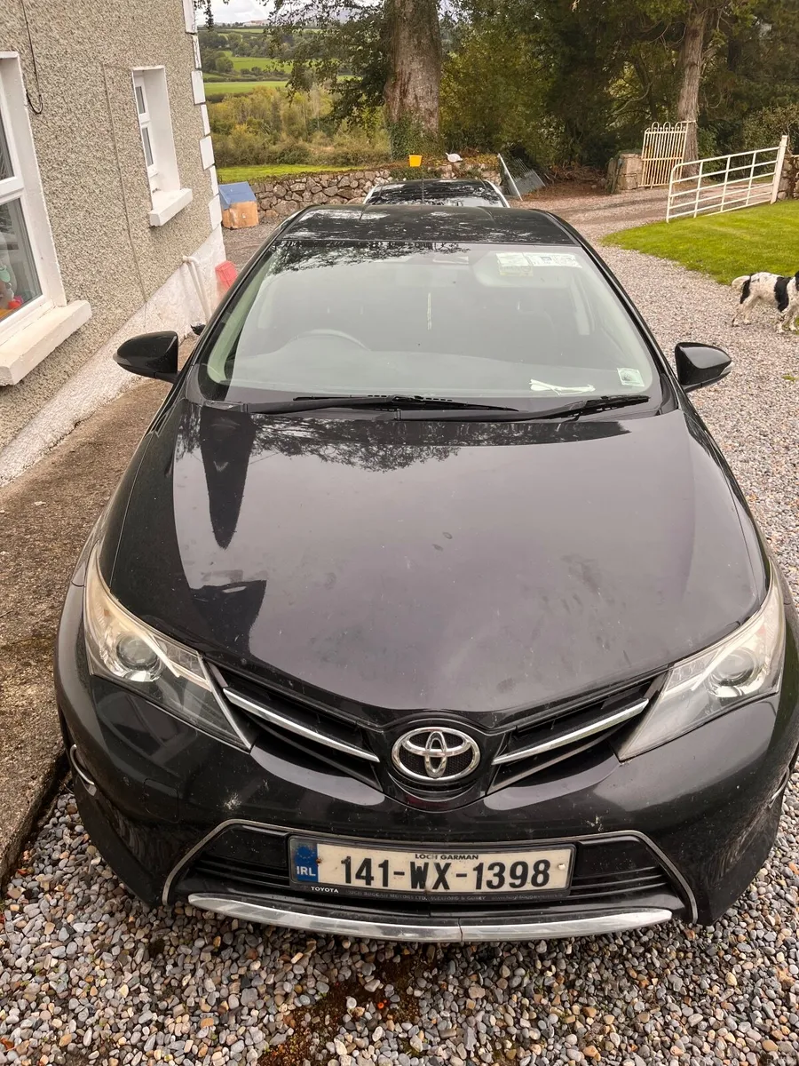 Toyota Auris 2014 - Image 1