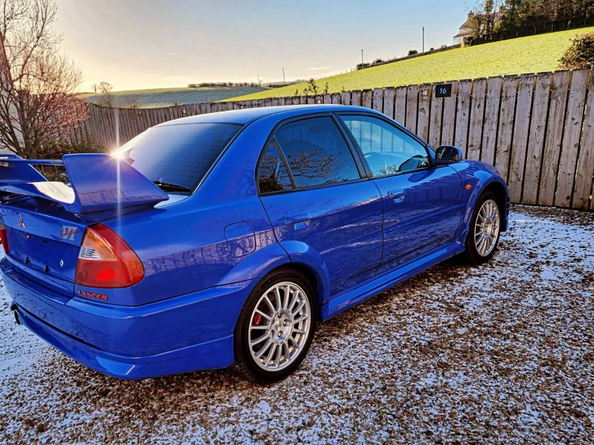 Mitsubishi Lancer Evolution 6 Gsr - Image 4